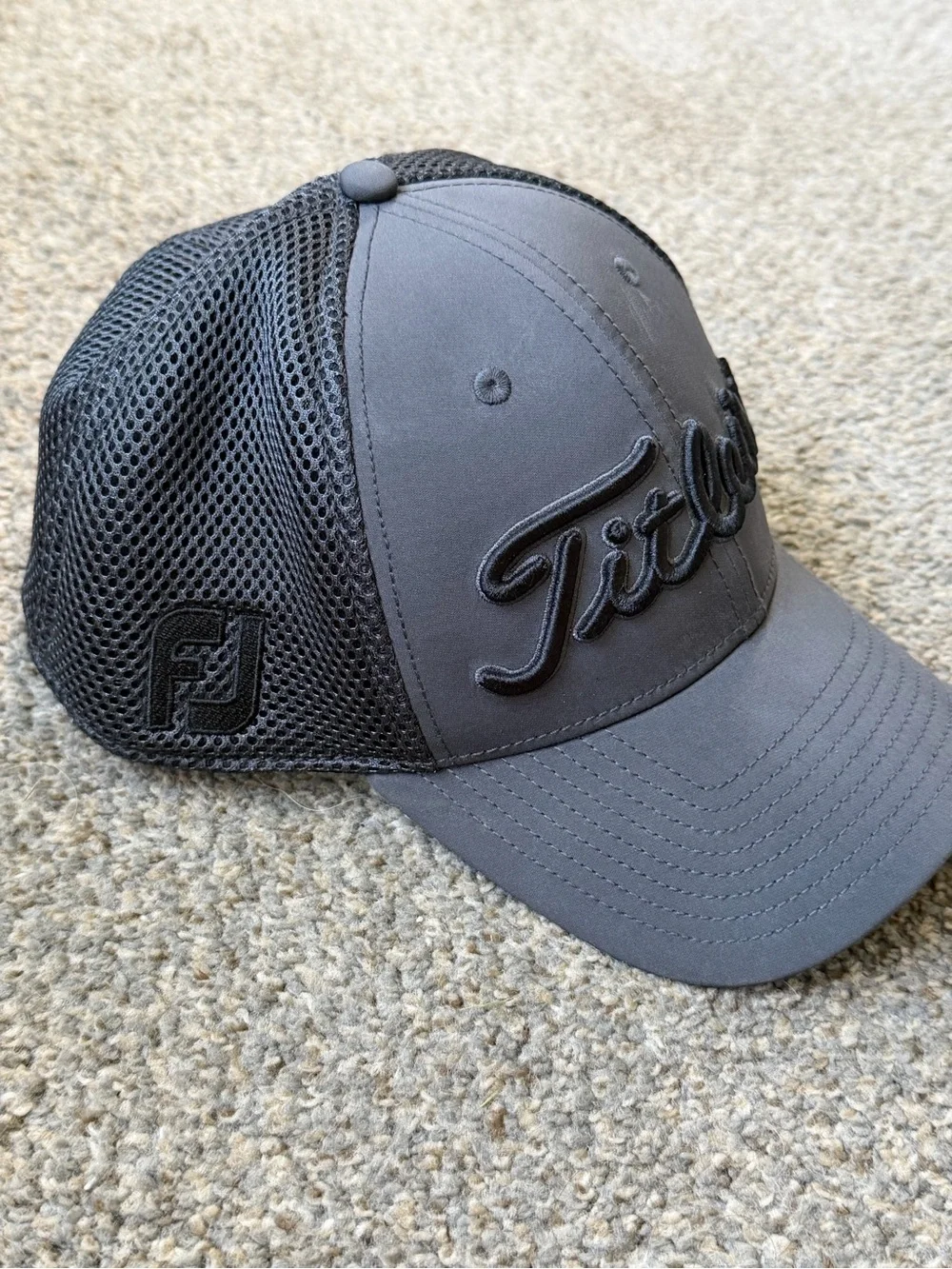 N/A gray titleist